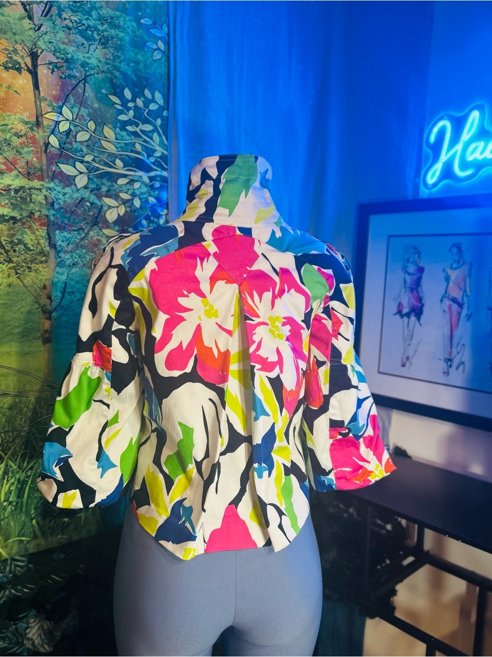 Cache Floral High-Neck Ruffle Sleeve Cropped Lined Jacket w Pockets & FREE PANTS